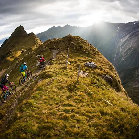 Mountain Luis Lägenhetshotell