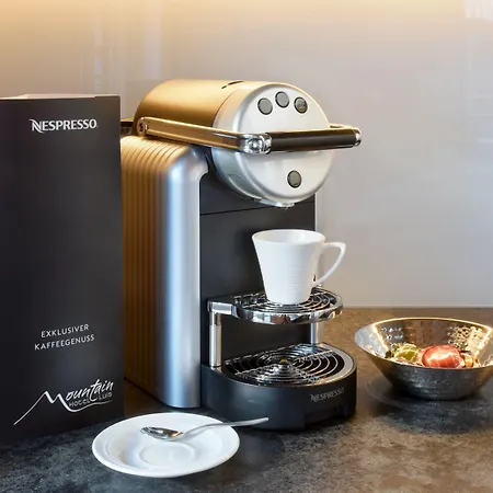 アパートホテル Mountain Luis カプルーン