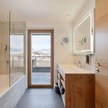 Mountain Luis アパートホテル