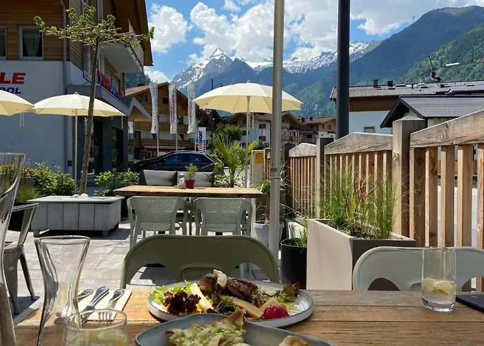 Apart-hotel Mountain Luis 4*